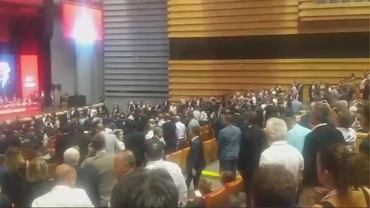 CHP’nin 20’nci Olağanüstü Kurultayı Sonuçlandı