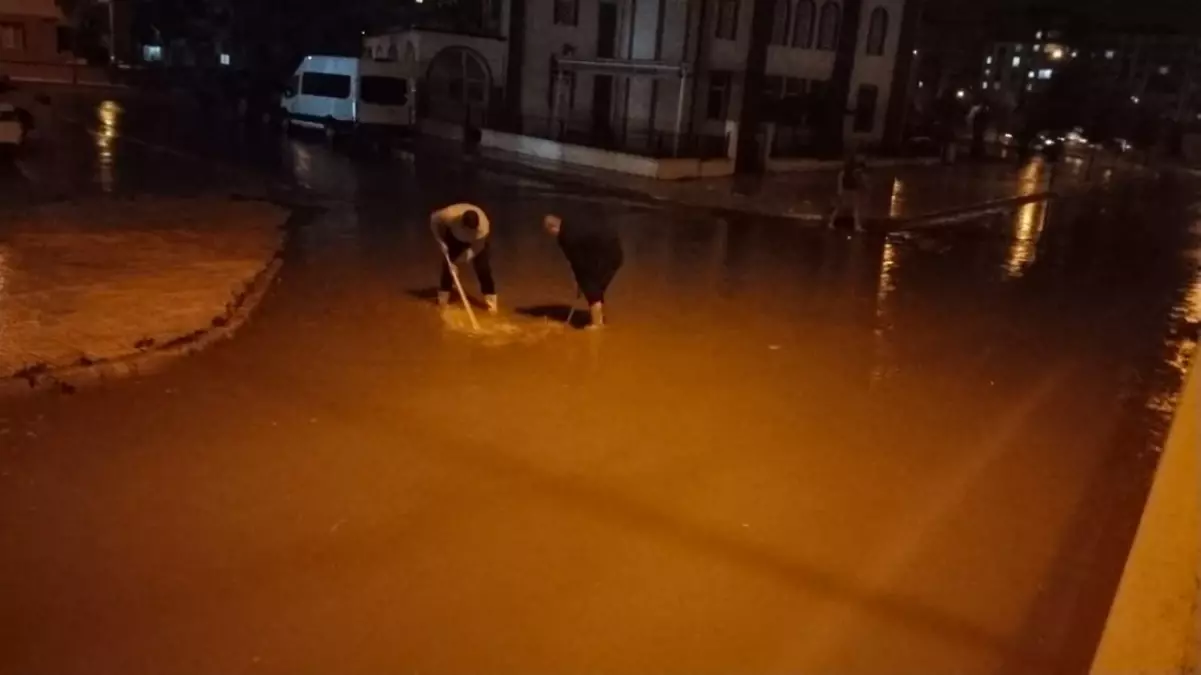 Çorum’da Şiddetli Yağmur Hayatı Olumsuz Etkiledi