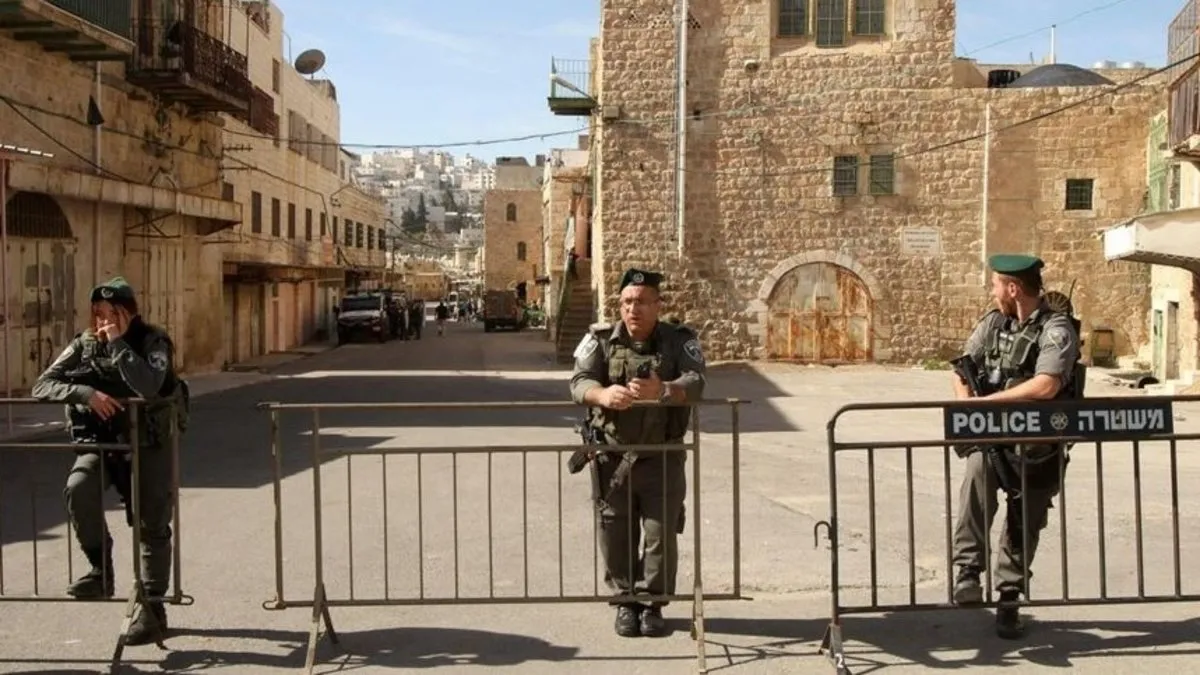 Hamas İsrail’in Batı Şeria ablukasına ateş püskürdü