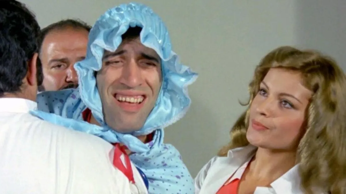 Kemal Sunal ile unutulmaz filmlere imza atmışlardı! Hanzo’nun güzel doktoru Meral Zeren değişimiyle şoke etti!