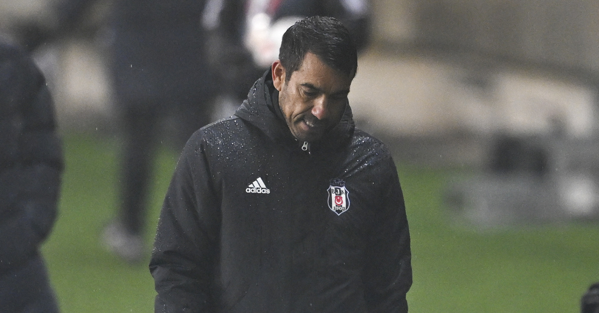 van Bronckhorst dönemi sona eriyor