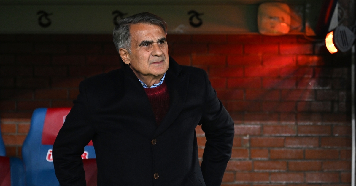 Şenol Güneş: Başımız eğik ayrıldık