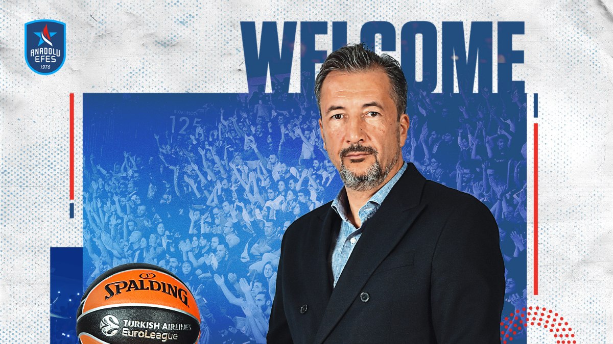 Anadolu Efes’in yeni başantrenörü Luca Banchi oldu