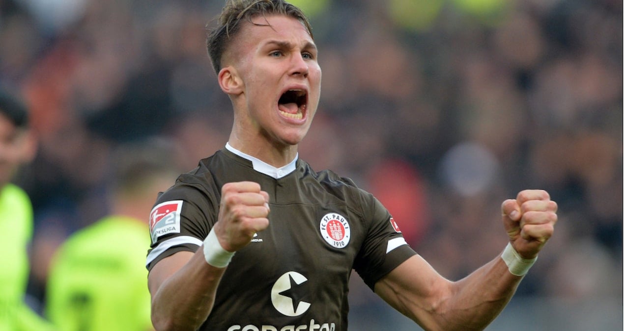 Beşiktaş’a çıplak savaşçı