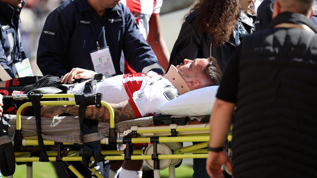 Sivasspor’un golcüsü Rey Manaj hastaneye kaldırıldı! Sahada bilinci kapandı…